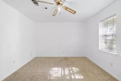 2108 Greentree Drive, Huntsville, TX 77340 - Photo 24