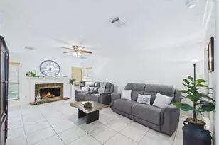 2815 Village Dale Ave, Houston, TX 77059 - Photo 6