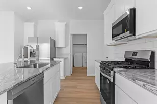 3934 El Vaquero Ct, League City, TX 77573 - Photo 8