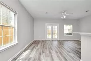 6518 Nunn St, Houston, TX 77087 - Photo 8