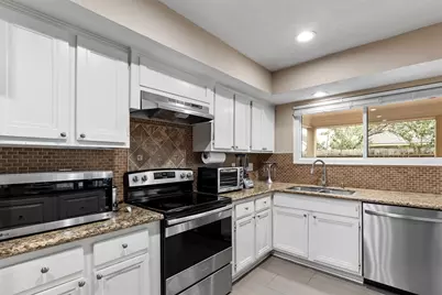 1553 Beaconshire Road, Houston, TX 77077 - Photo 16