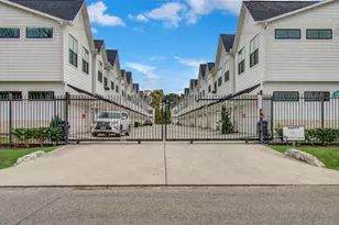 6420 Highland Pine Ln, Houston, TX 77091 - Photo 2