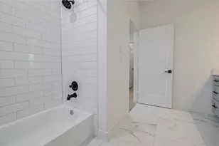 6420 Highland Pine Ln, Houston, TX 77091 - Photo 28