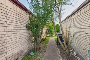 7610 Hopewell Ln, Houston, TX 77071 - Photo 30
