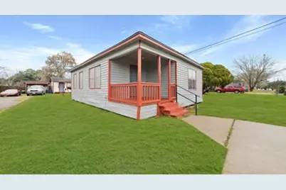 1516 1/2 2nd Street, League City, TX 77573 - Photo 1