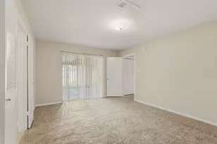 810 Sunnybrook Ln, Baytown, TX 77521 - Photo 18