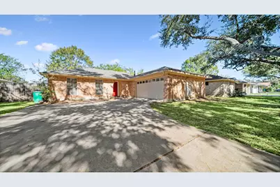 810 Sunnybrook Lane, Baytown, TX 77552 - Photo 4