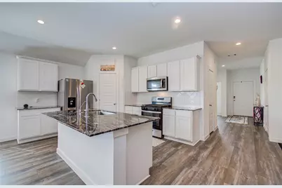 8611 Shumard Oak Drive, Rosharon, TX 77583 - Photo 12