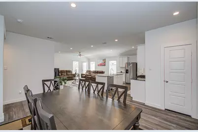 8611 Shumard Oak Drive, Rosharon, TX 77583 - Photo 16