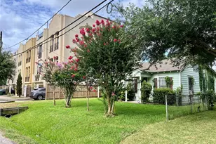 2507 Couch St, Houston, TX 77008 - Photo 4