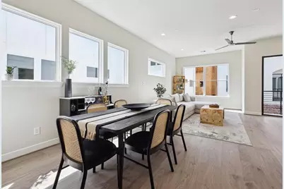 137 Eastwood Street, Houston, TX 77011 - Photo 6