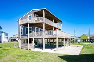 821 Salt Cedar Ln, Port Bolivar, TX 77650 - Photo 46