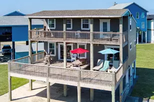 821 Salt Cedar Ln, Port Bolivar, TX 77650 - Photo 1