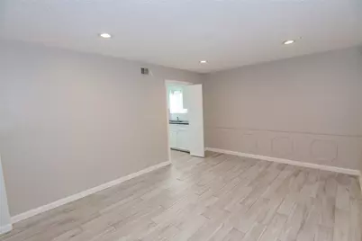 1027 Montour Drive, Houston, TX 77062 - Photo 6