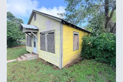 401 E Ward Street, Refugio, TX 78377 - Photo 4