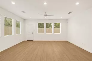 3225 Dennis St, Houston, TX 77004 - Photo 6