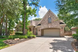 23 Shearwater Pl, The Woodlands, TX 77381 - Photo 2