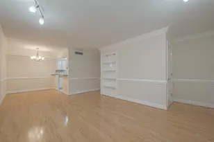 2350 Bering Dr, Houston, TX 77057 - Photo 8