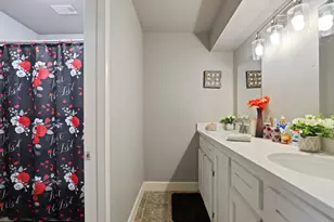 6354 Creekbend Dr, Houston, TX 77096 - Photo 14
