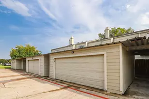 6354 Creekbend Dr, Houston, TX 77096 - Photo 24