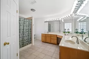 831 Whispering Oaks Dr, Giddings, TX 78942 - Photo 14