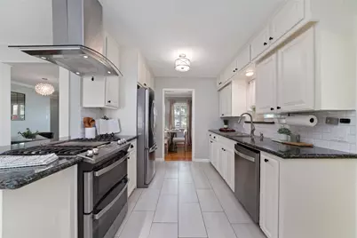 2127 Lazybrook Drive, Houston, TX 77008 - Photo 12