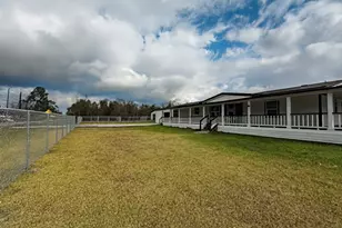17319 Wells Dr, Pearland, TX 77584 - Photo 2