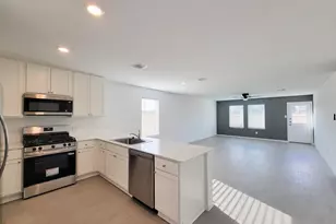 15671 Plum Brk Dr, Conroe, TX 77303 - Photo 14