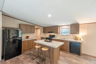 7996 Tawnyberry Ln, Plantersville, TX 77363 - Photo 4