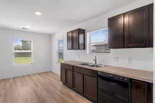 14602 Broadbury Pond Rd, Rosharon, TX 77583 - Photo 12