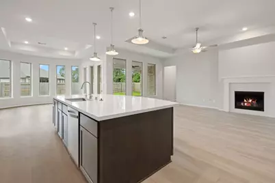 18611 Valencia Tangelo Street, Manvel, TX 77578 - Photo 2