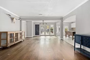 827 W 43rd St, Houston, TX 77018 - Photo 4