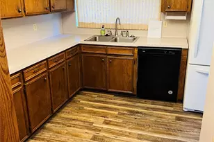 1846 Michele Dr, Sugar Land, TX 77498 - Photo 6