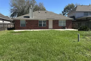 8810 Barron Wood Circle, Houston, TX 77083 - Photo 2