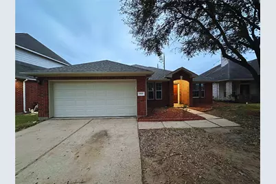 8810 Barron Wood Circle, Houston, TX 77083 - Photo 2