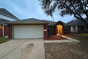 8810 Barron Wood Circle, Houston, TX 77083 - Photo 2