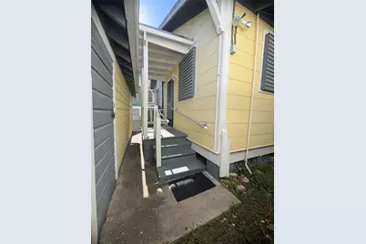 1910 48th Street, Galveston, TX 77551 - Photo 16