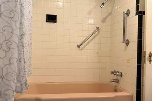 1910 48th St, Galveston, TX 77551 - Photo 12