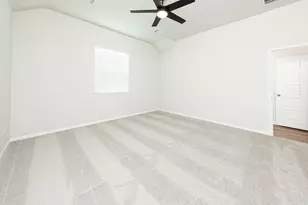 13424 Yellow Perch Dr, Conroe, TX 77384 - Photo 10