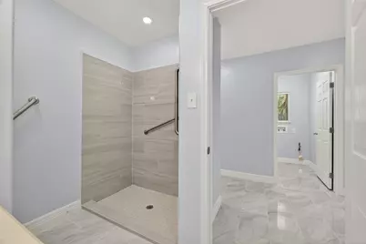 6928 Apache Street, Houston, TX 77028 - Photo 34