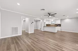 9670 Judalon Ln, Houston, TX 77063 - Photo 6