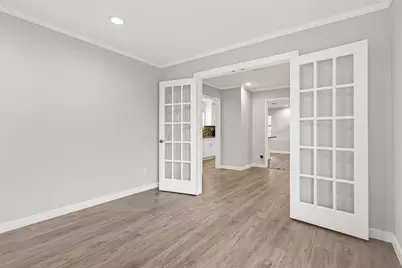 9670 Judalon Lane, Houston, TX 77063 - Photo 14