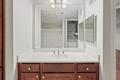 7575 Kirby Drive #3205, Houston, TX 77030 - Photo 14