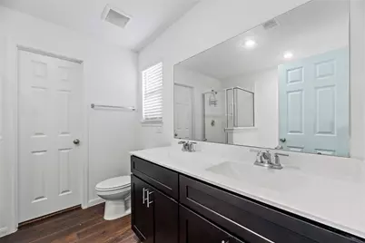 7322 Madison Commons Lane, Houston, TX 77075 - Photo 8