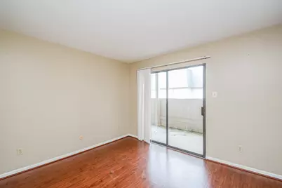 8519 Hearth Boulevard #26, Houston, TX 77054 - Photo 4