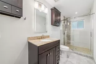 9400 Spring Branch Dr, Houston, TX 77080 - Photo 32