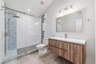9400 Spring Branch Drive, Houston, TX 77080 - Photo 20