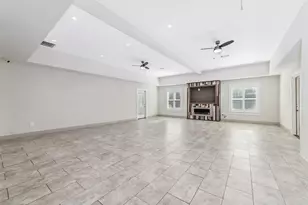 9400 Spring Branch Dr, Houston, TX 77080 - Photo 10