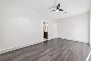 9400 Spring Branch Dr, Houston, TX 77080 - Photo 30