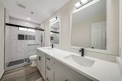 14915 Sun Harbor Drive, Houston, TX 77062 - Photo 16